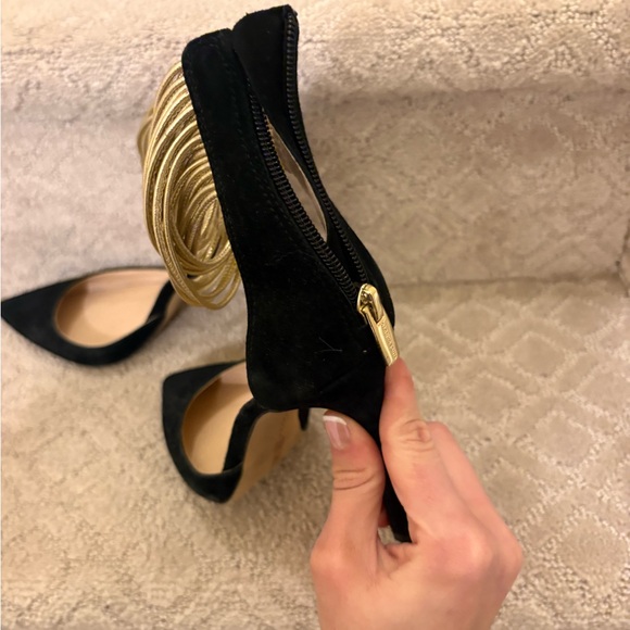 Vince Camuto Black and Gold Heels - Picture 3 of 4